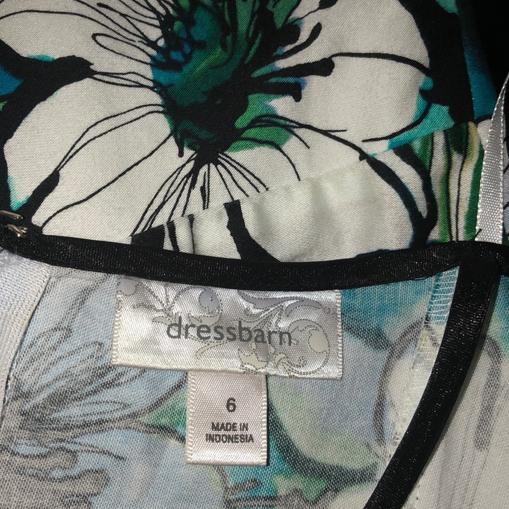 🤍DRESS BARN🤍FLORAL DRESS WITH CRINOLINE HEM🤍 - Picture 7 of 7